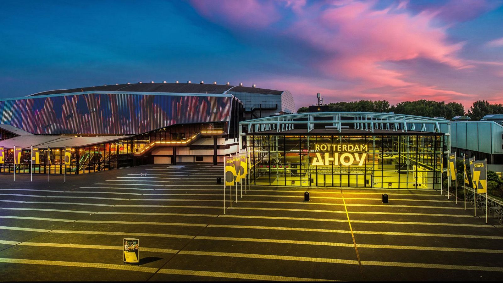 El Ahoy Arena ha acogido diferentes conciertos y competiciones deportivas.