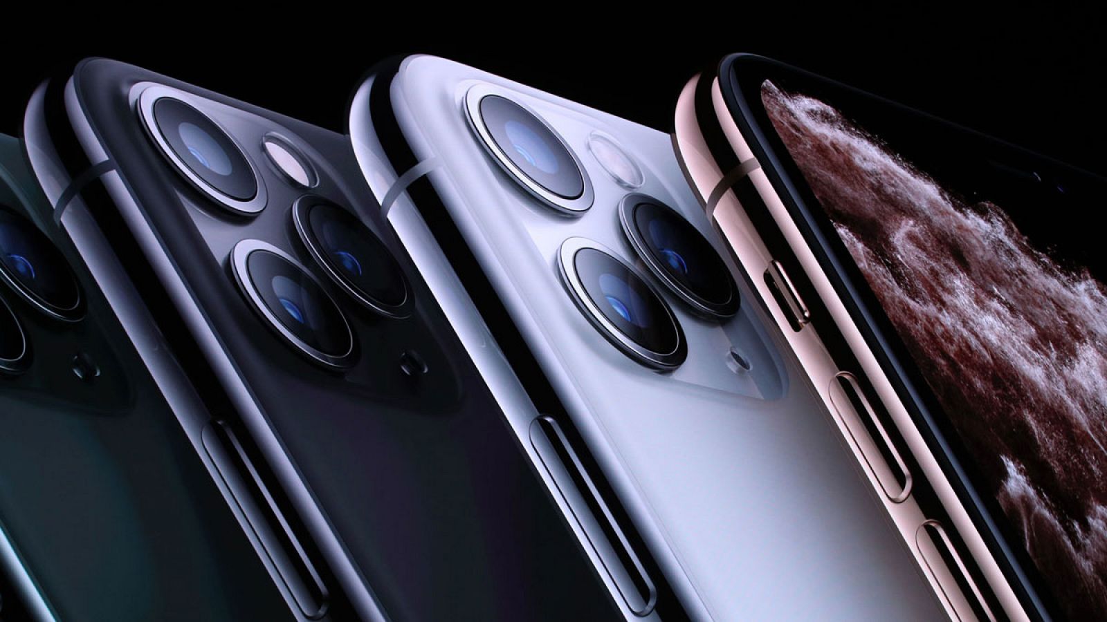 Los modelos iPhone 11 Pro y iPhone 11 Pro Max incluyen por primera vez tres cámaras traseras.