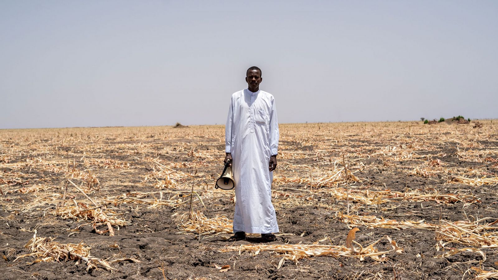 Hassan Brahim, uno de los trabajadores de sensibilización en la campaña de vacunación contra el sarampión en Chad