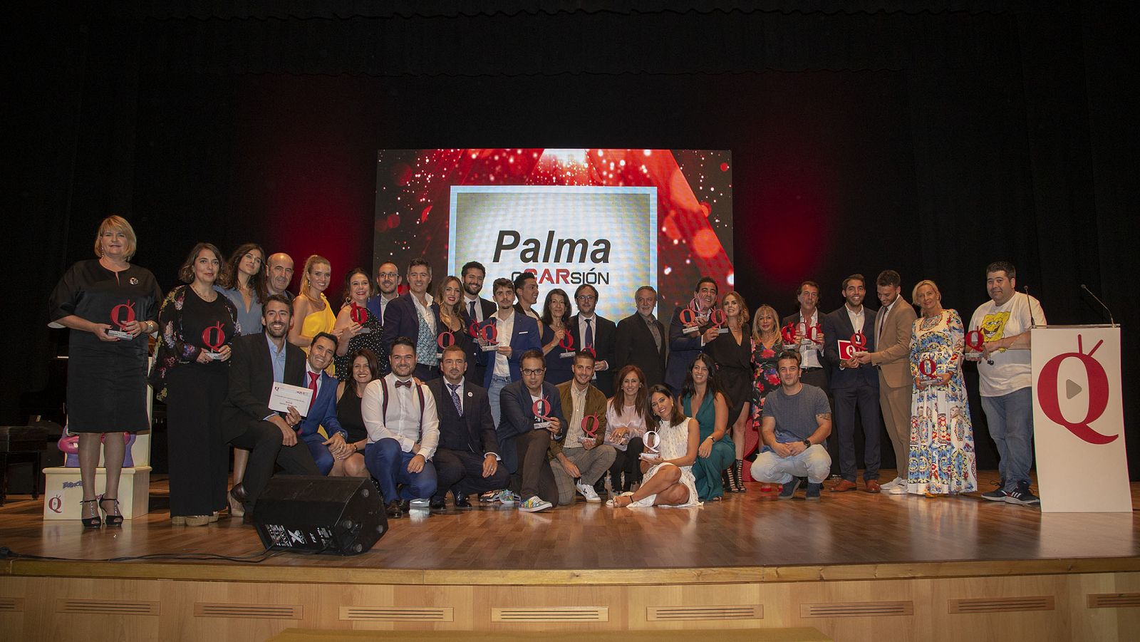 Foto familia Premios Aquí TV