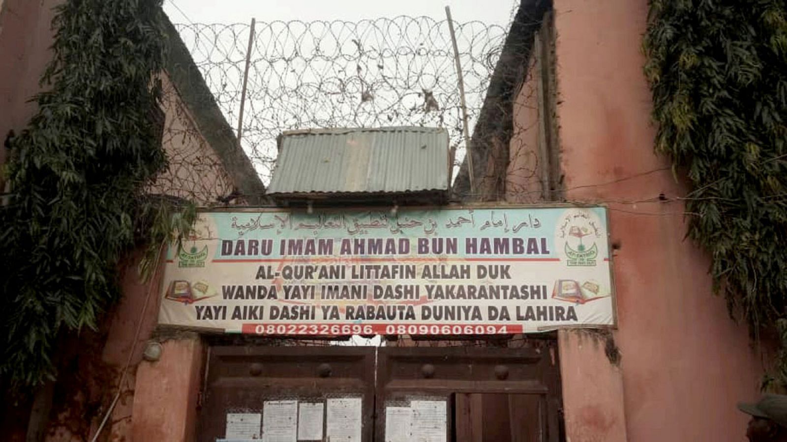 Imagen de la fachada de la supuesta escuela coránica dónde se han liberado a más de 300 personas encadenadas