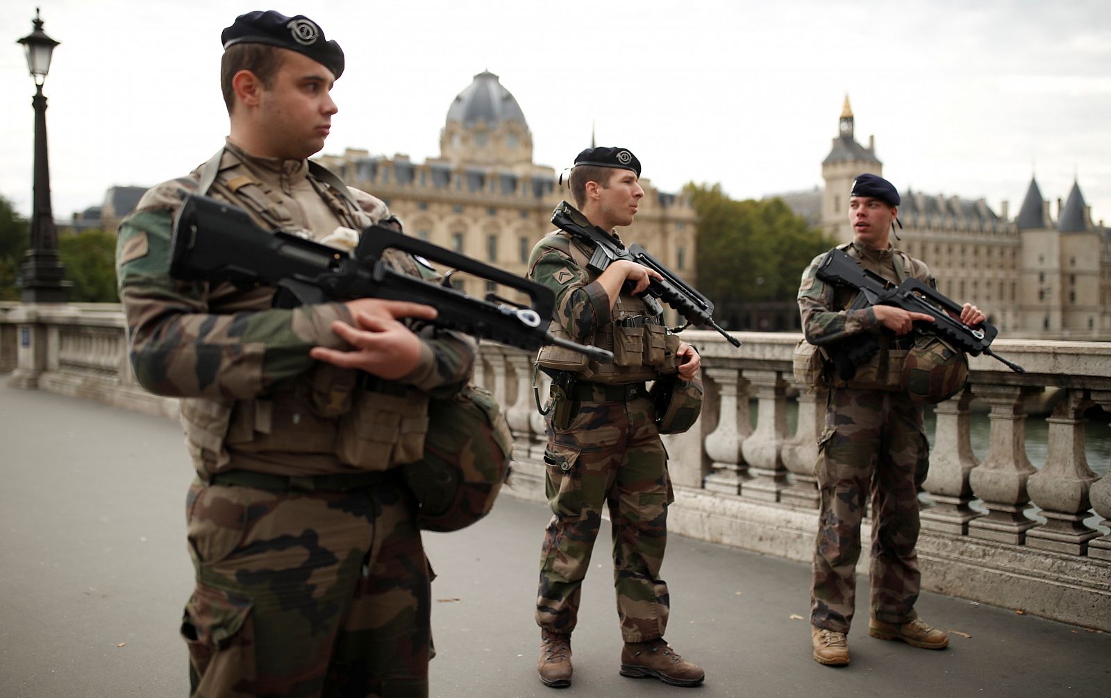 La Fiscalía Antiterrorista francesa investiga el asesinato de los cuatro policías en París como un atentado terrorista