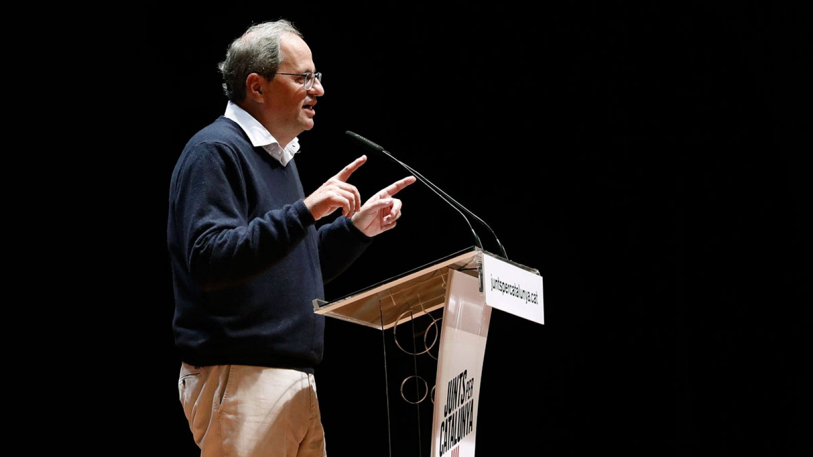El presidente de la Generalitat, Quim Torra, durante su intervención en el acto de precampaña de Junts per Catalunya