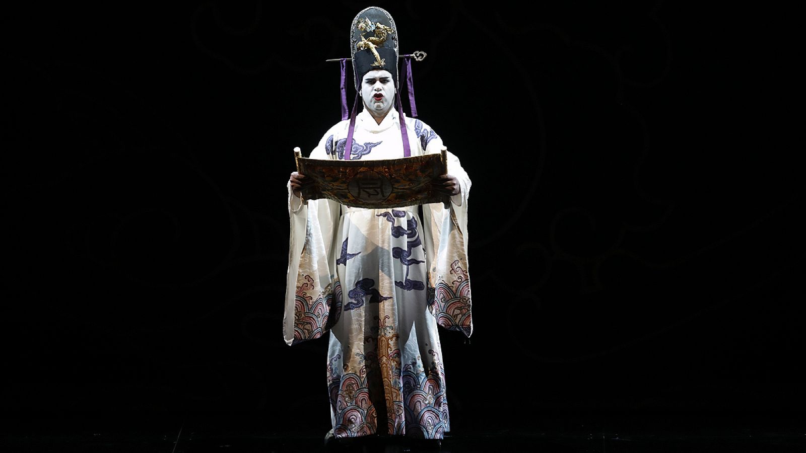 Una versiÃ³n renovada de "Turandot" con dedicatoria a CaballÃ© en Valencia