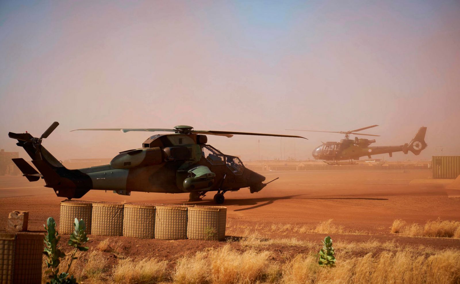 Un helicóptero Tigre del ejército francés en la base de Goa, al norte de Mali.