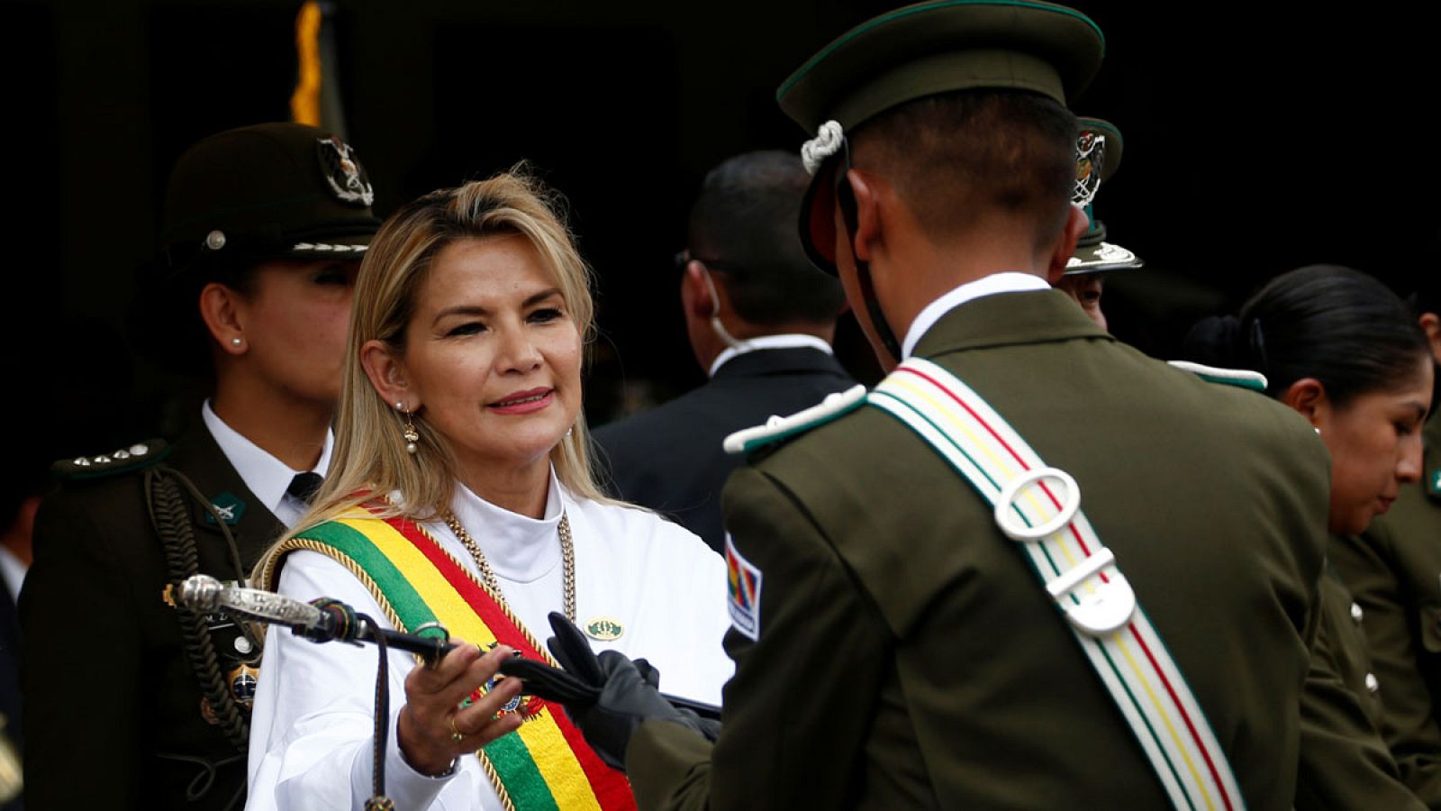 La presidenta interina de Bolivia, Jeanine Áñez, en un acto en la Academia Nacional de Policía de La Paz.