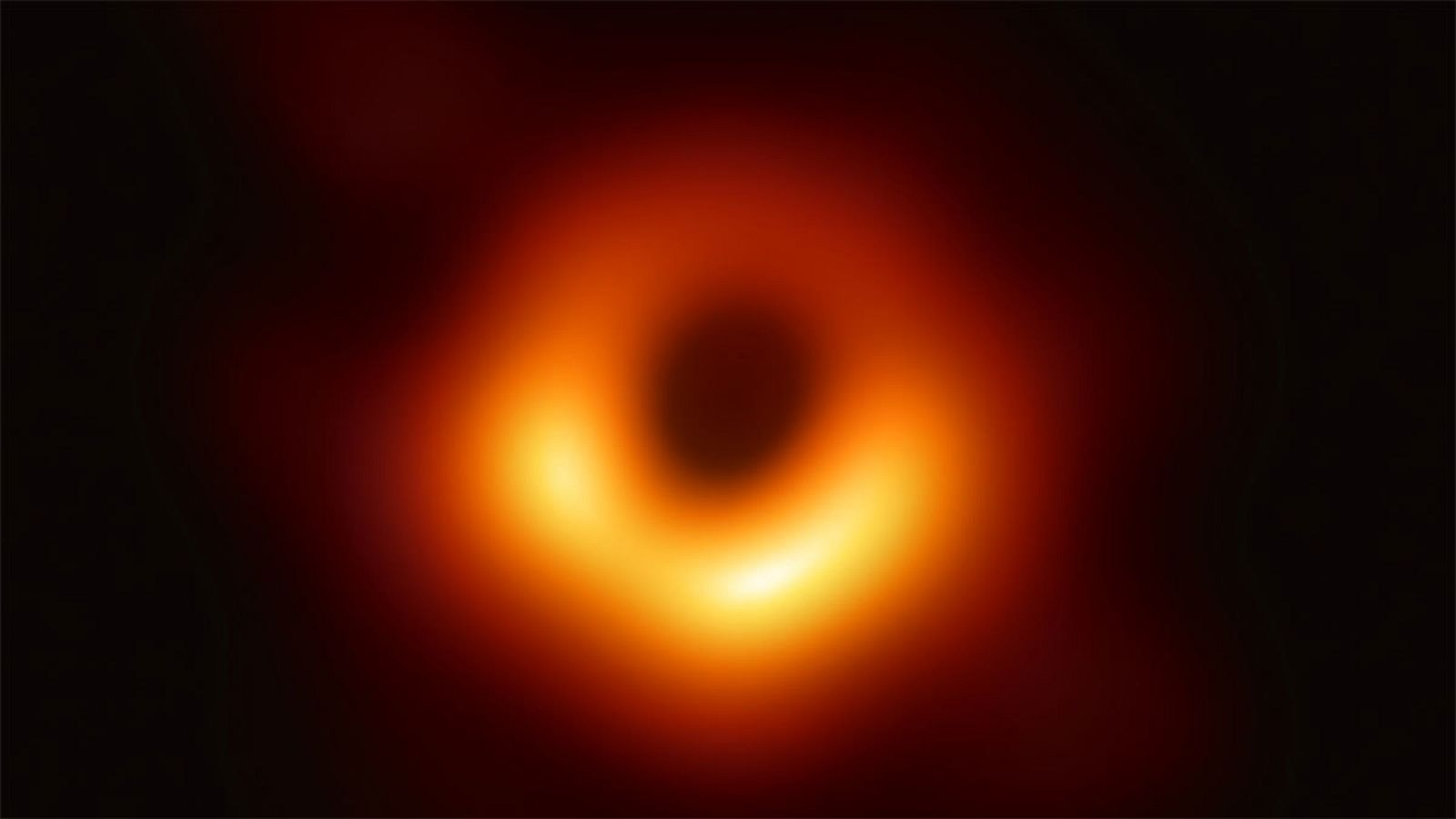 Primera imagen de un agujero negro supermasivo, obtenida por el Event Horizon Telescope (EHT).