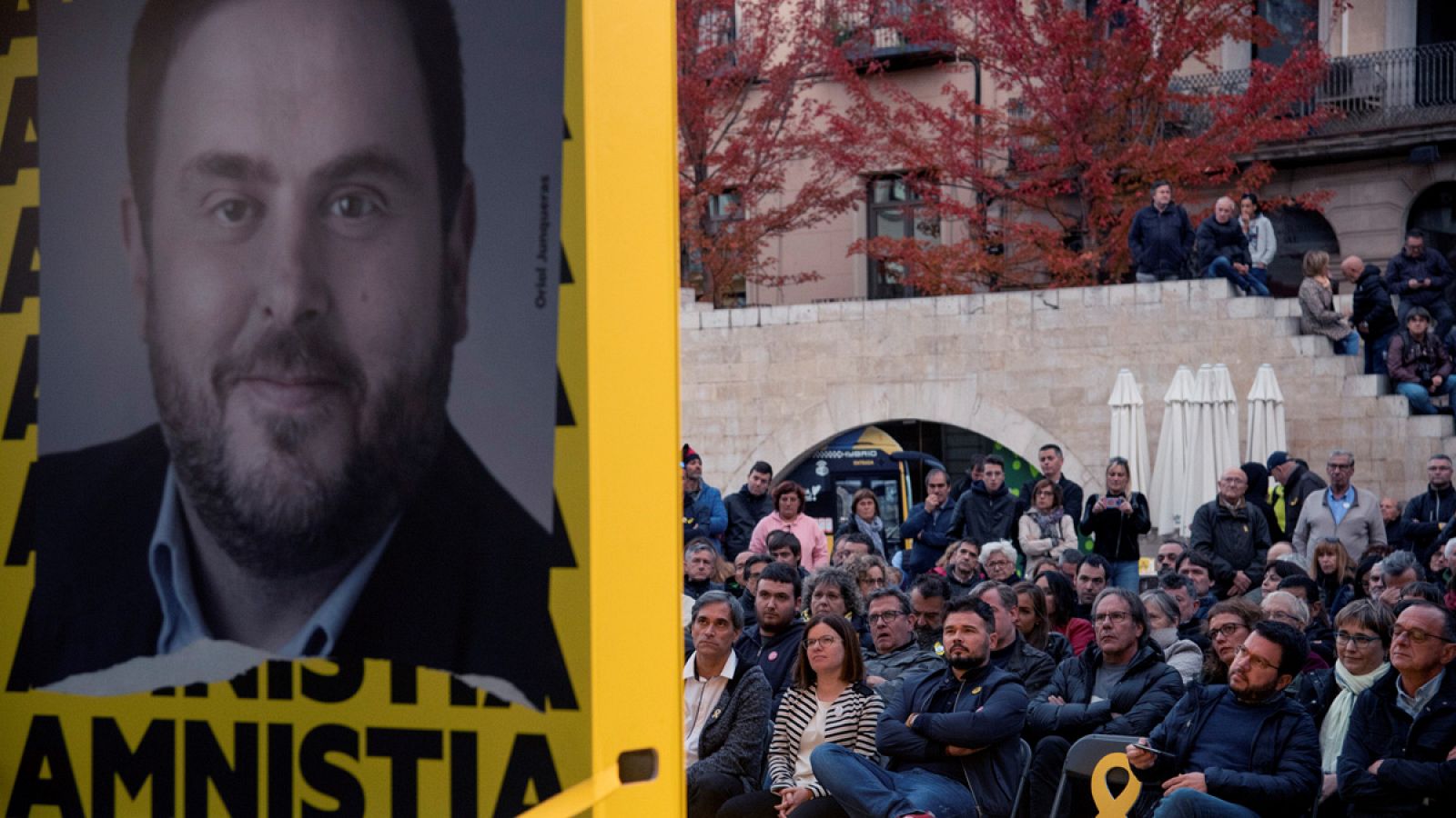 Un cartel electoral de ERC con la imagen de Oriol Junqueras en Lleida