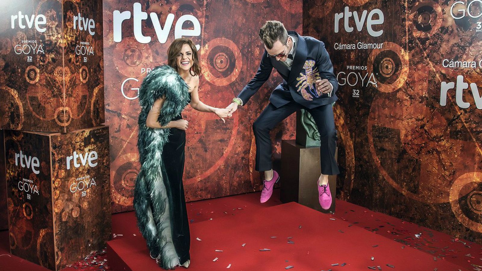 Macarena Gómez y Aldo Comas, la sensación de la alfombra roja.