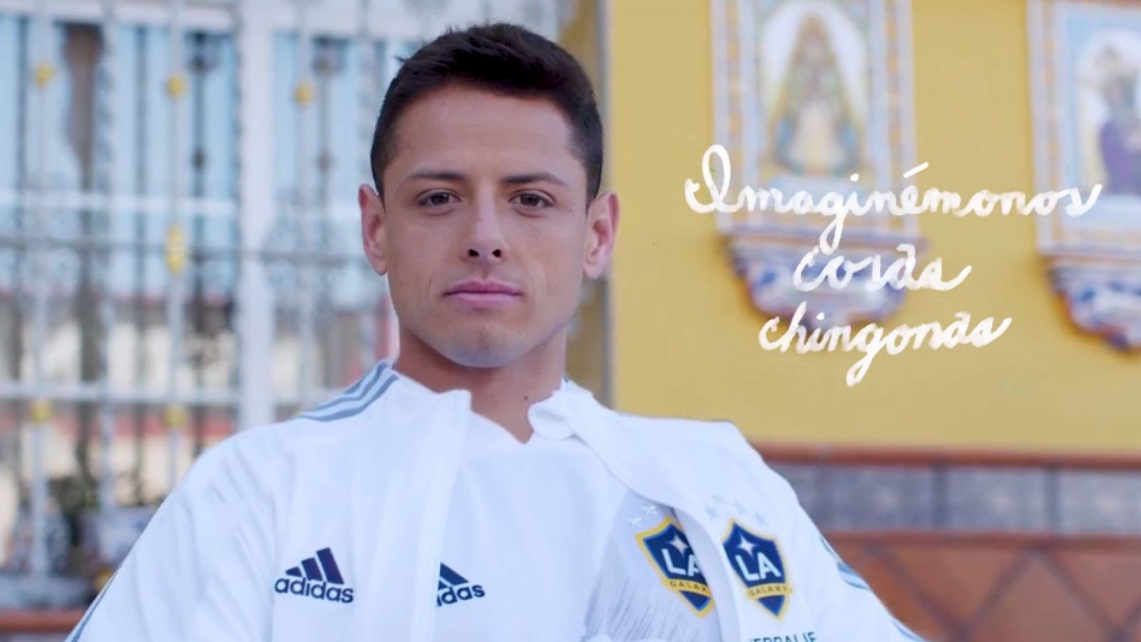 El delantero mexicano Chicharito ficha por Los Ángeles Galaxy