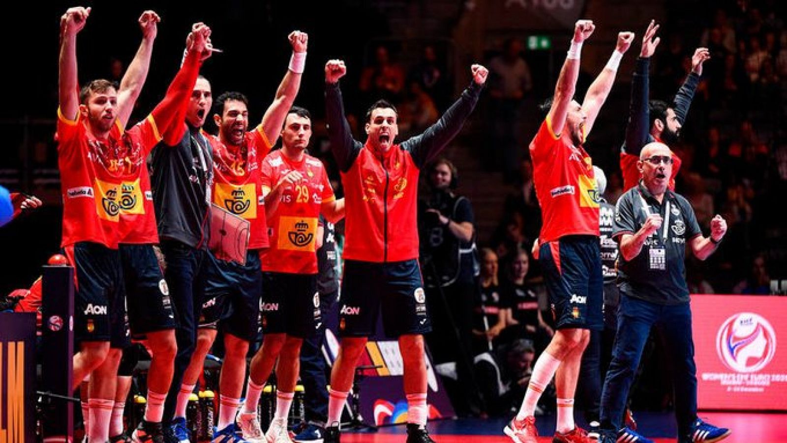 Los hispanos celebran su victoria