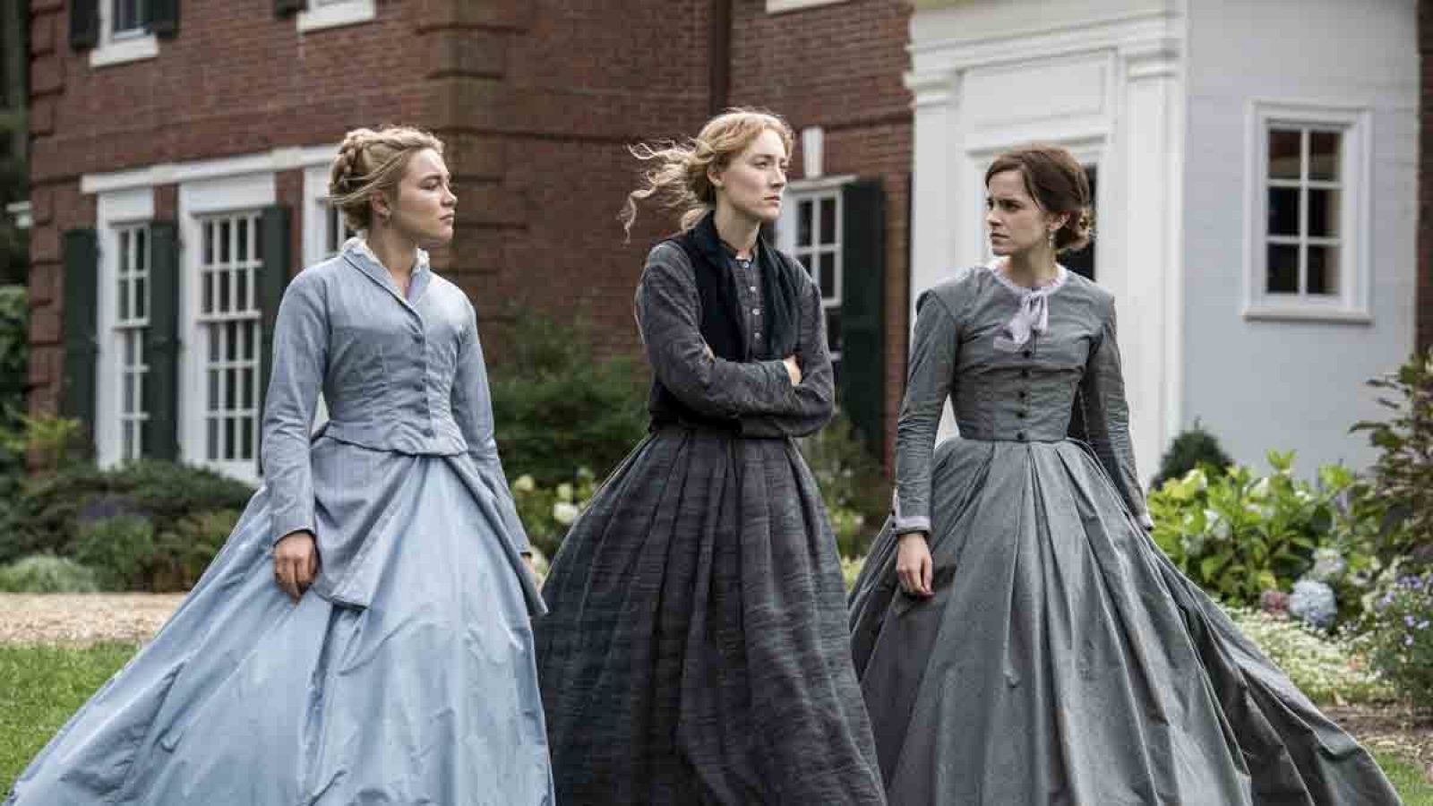 Florence Pugh, Saoirse Ronan y Emma Watson en 'Mujercitas' 
