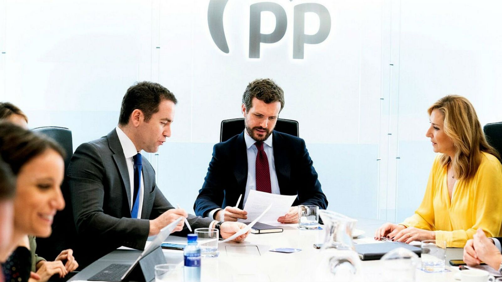 Foto cedida por el Partido Popular en la que su presidente nacional, Pablo Casado, preside la reunión del Comité de Dirección en la sede del partido en Madrid.