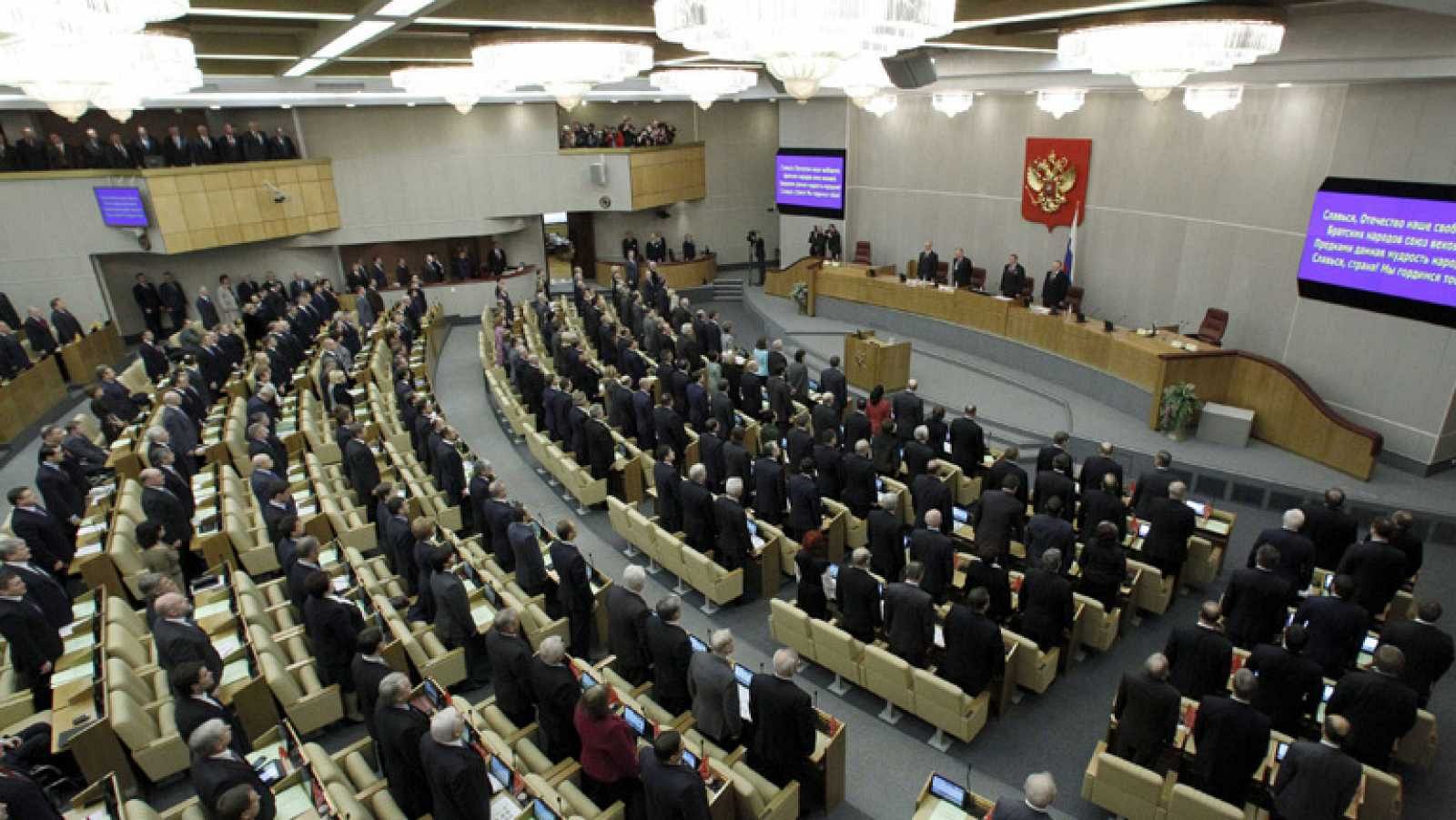 Putin propone enmiendas para incluir a Dios y al matrimonio heterosexual en la Constitución rusa