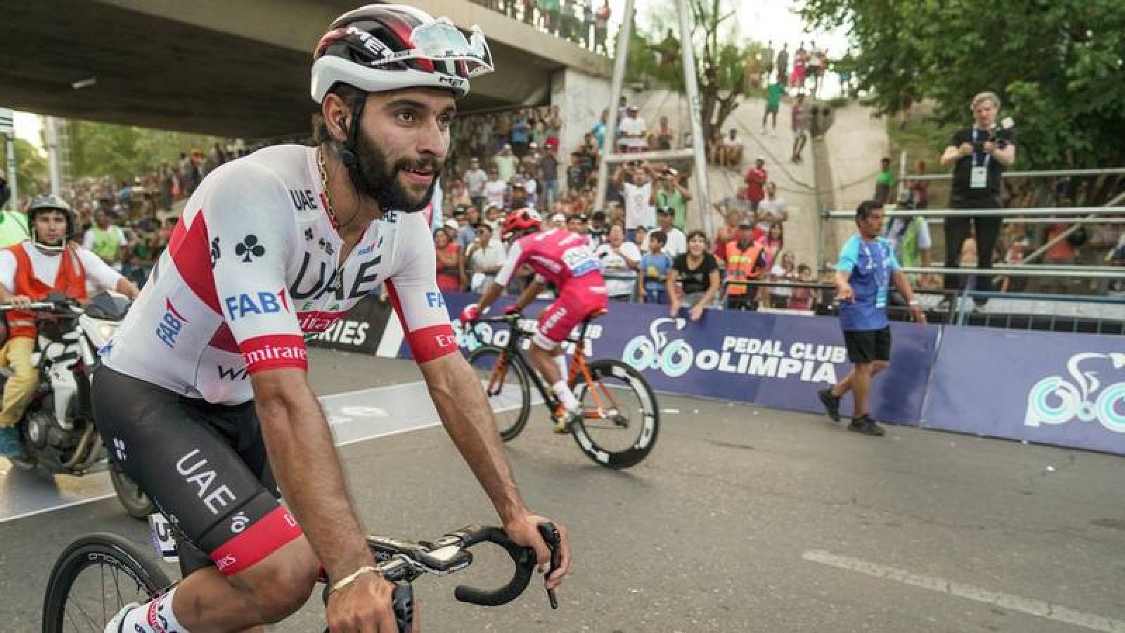 El ciclista colombiano Fernando Gaviria tras ganar la última etapa de la Vuelta a San Juan (Argentina).
