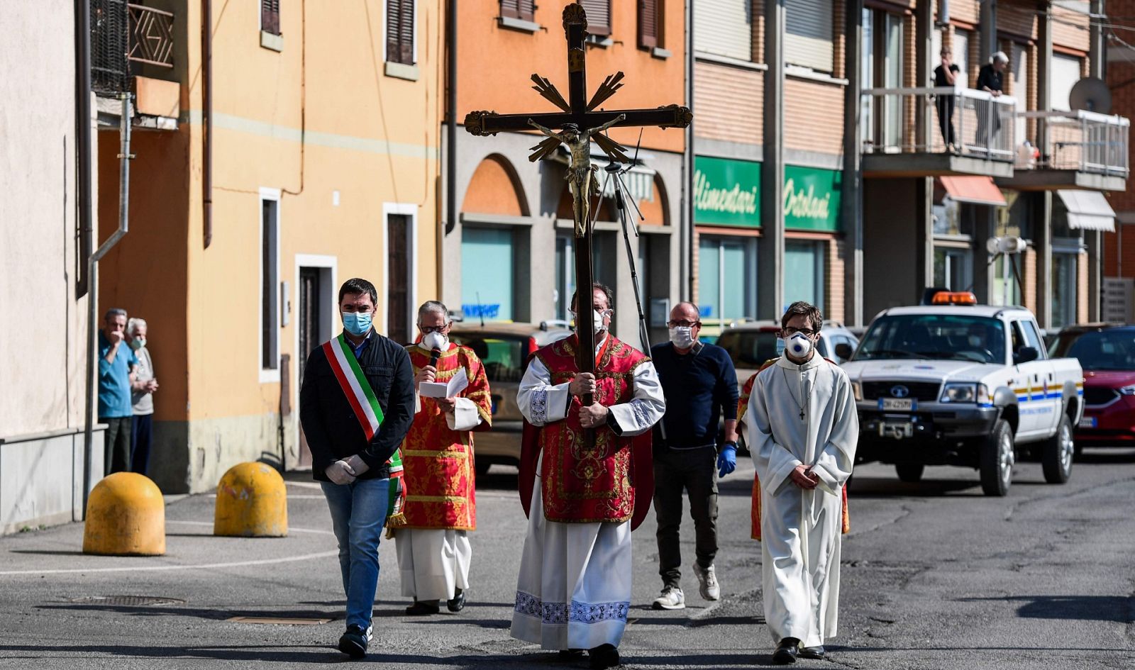 Procesión del Vía Crucis este viernes en Pontoglio (Lombardía)