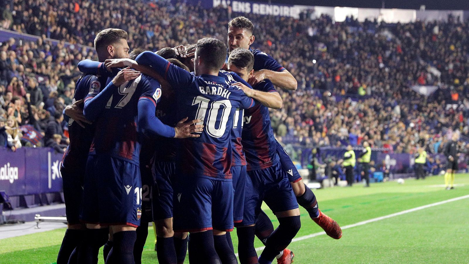 Levante UD vs Valencia FC, celebración del gol del Levante.