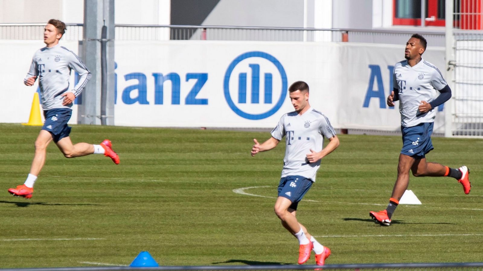 Varios jugadores del Bayern de Múnich durante un entrenamiento