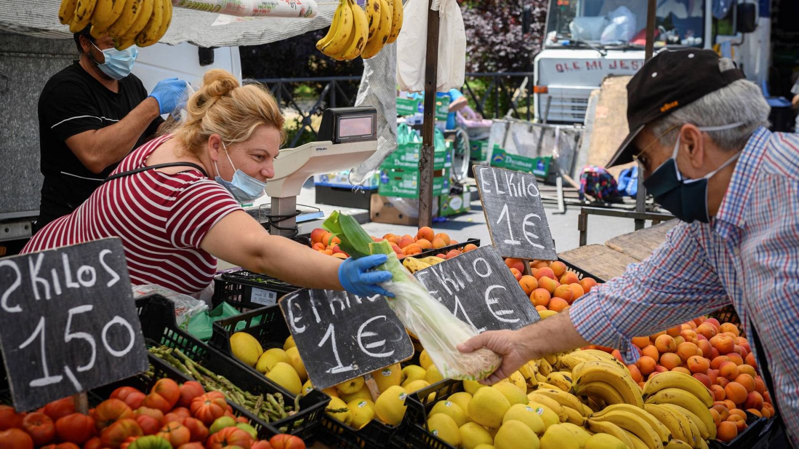 El comercio de proximidad, en locales y mercadillos, aumenta durante el confinamiento