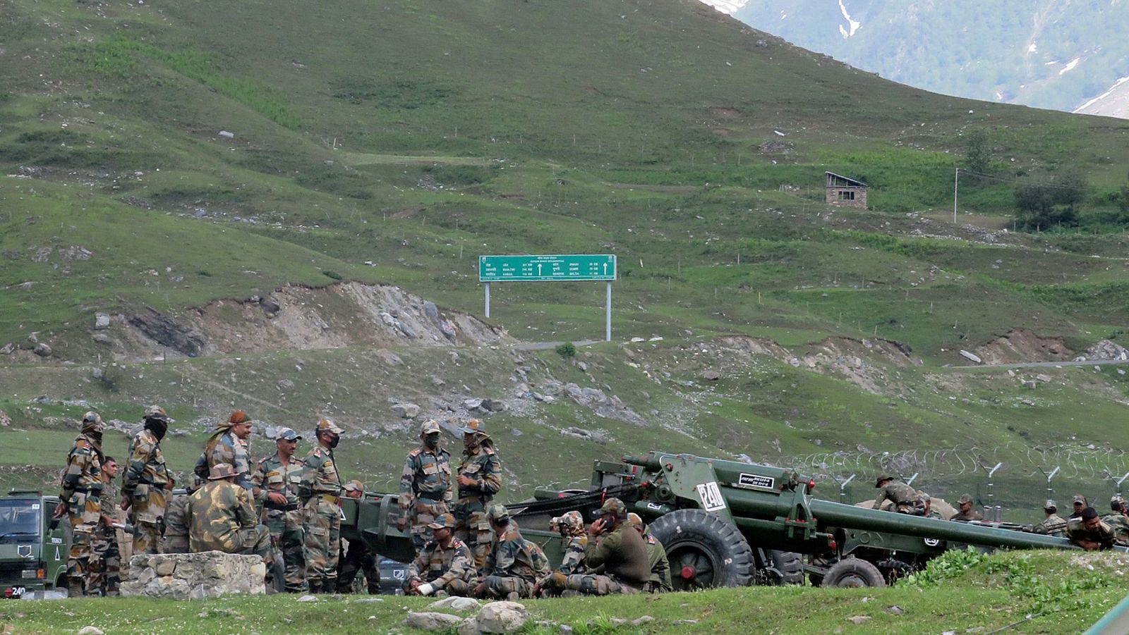 Aumentan a veinte los soldados indios muertos en el choque fronterizo con China
