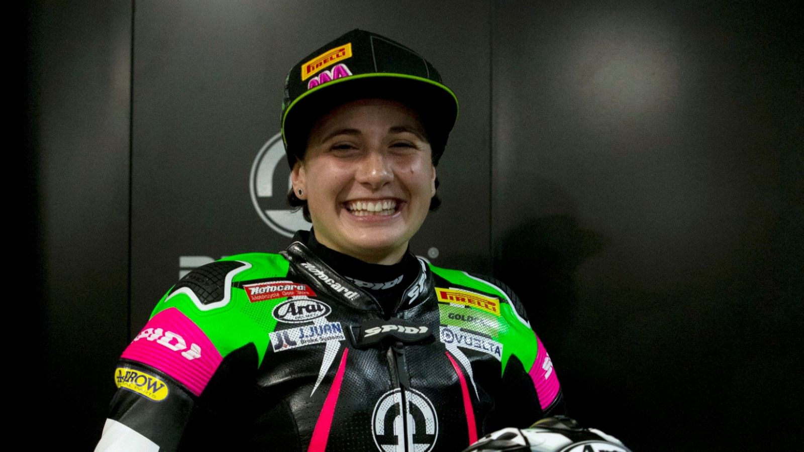 La motociclista Ana Carrasco, que en 2018 se convirtió en la primera mujer campeona del mundo