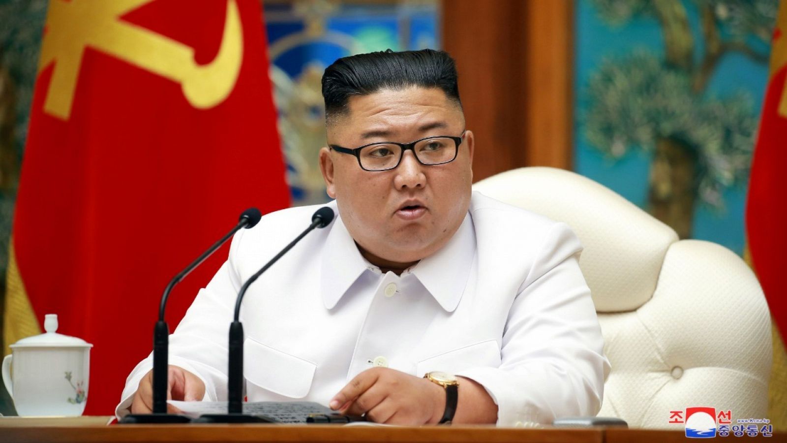 El líder norcoreano, Kim Jong-un. durante una reunión de emergencia del Buró Político del Comité Central del Partido de los Trabajadores de Corea (PTC).