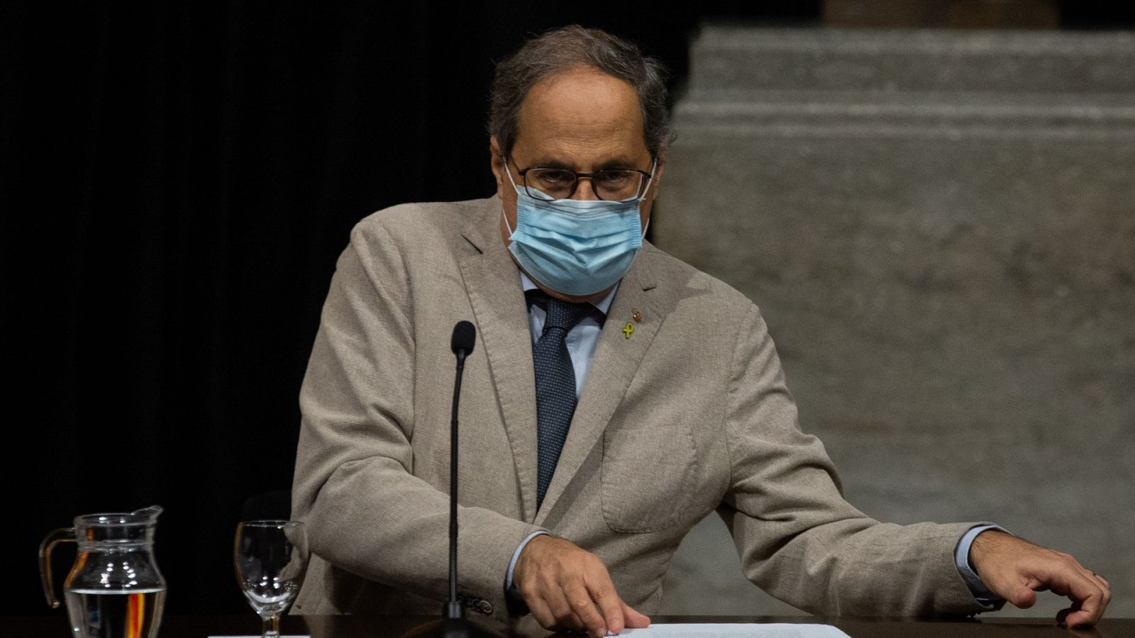 El presidente de la Generalitat, Quim Torra, durante una firma de un acuerdo.