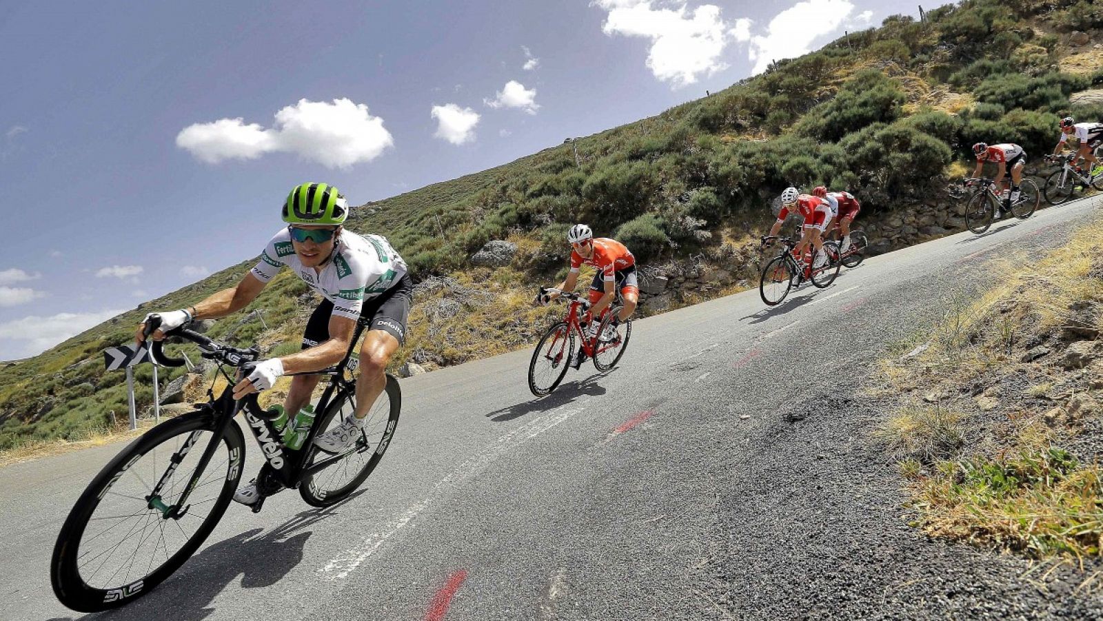 Imagen de la etapa novena de La Vuelta 2018 disputada entre Talavera de la Reina y La Covatilla.