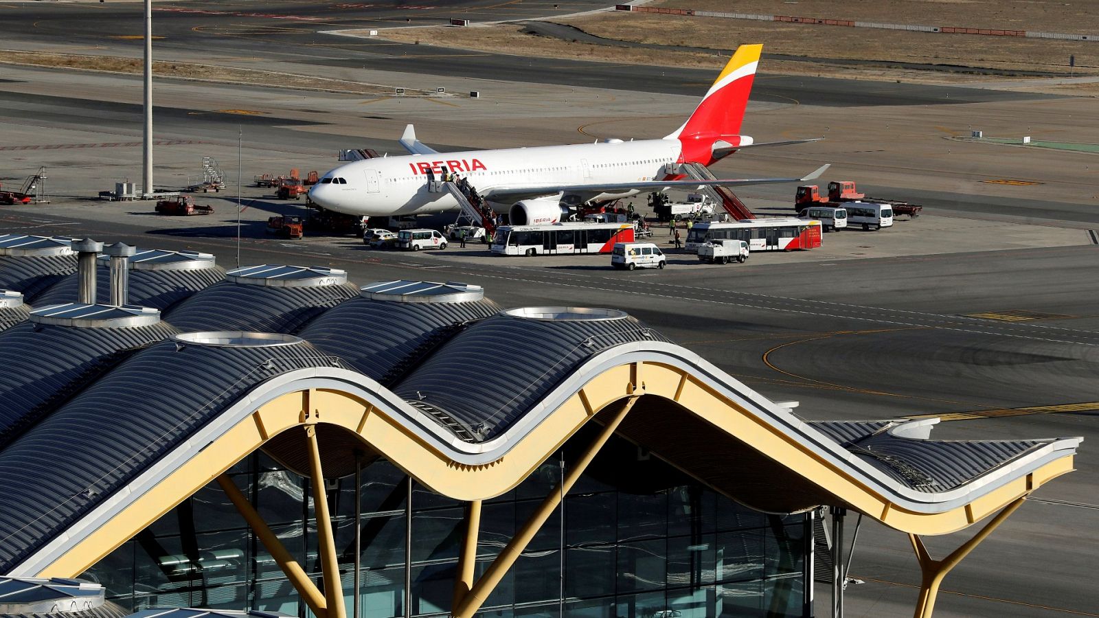 Vista desde la torre de control aéreo del aeropuerto de Barajas