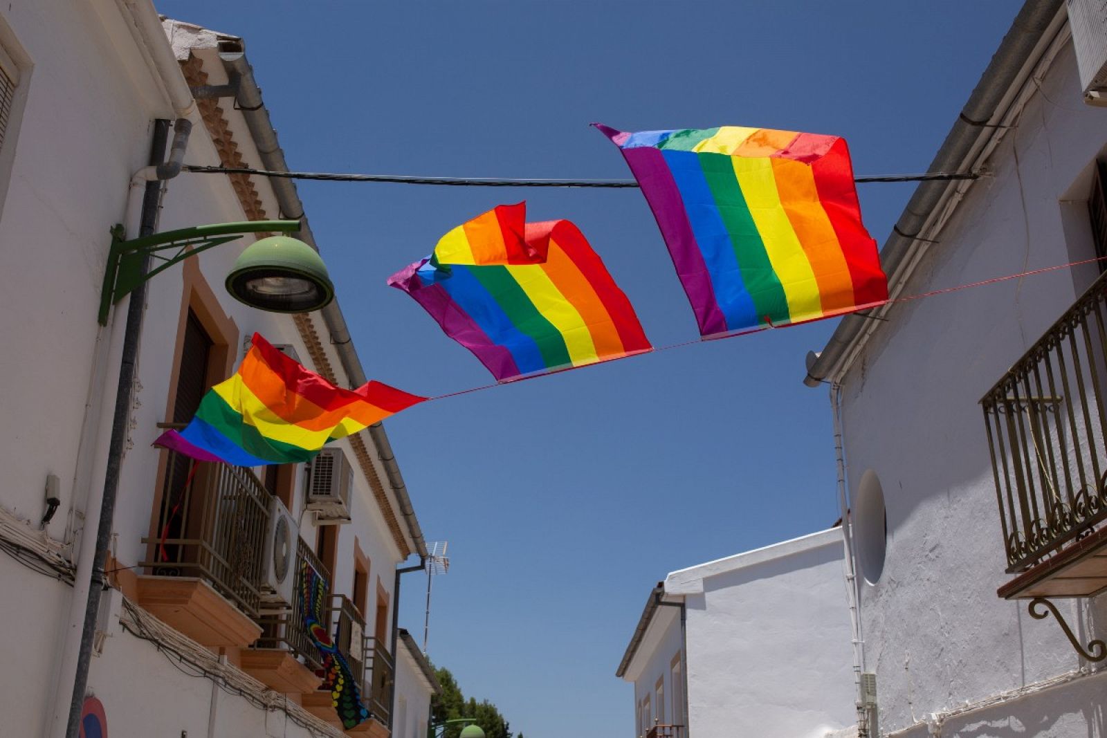 La propuesta de ley LGTBI promueve un cambio en el Cdigo Civil para que nadie sea juzgado por su orientación sexual