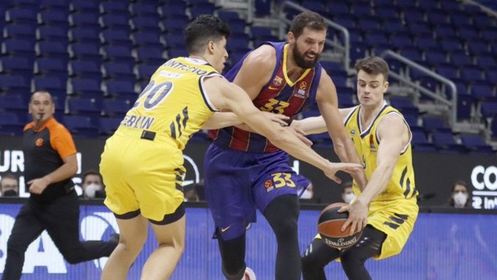 Imagen del encuentro de Euroliga entre Alba de Berlín y FC Barcelona.