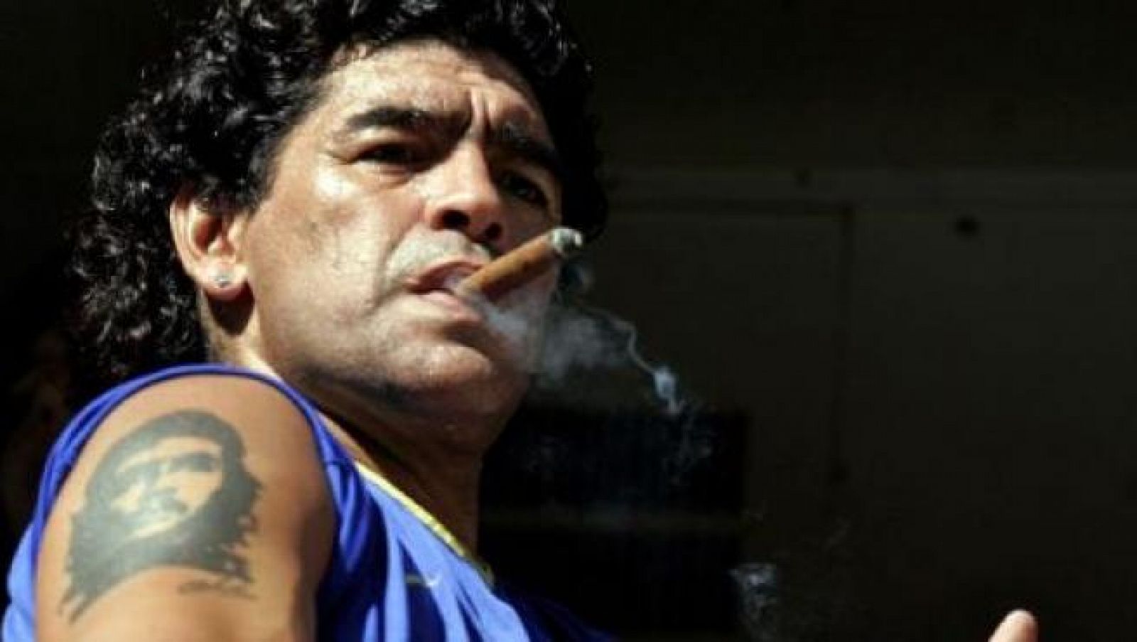 Maradona durante un partido de Boca.