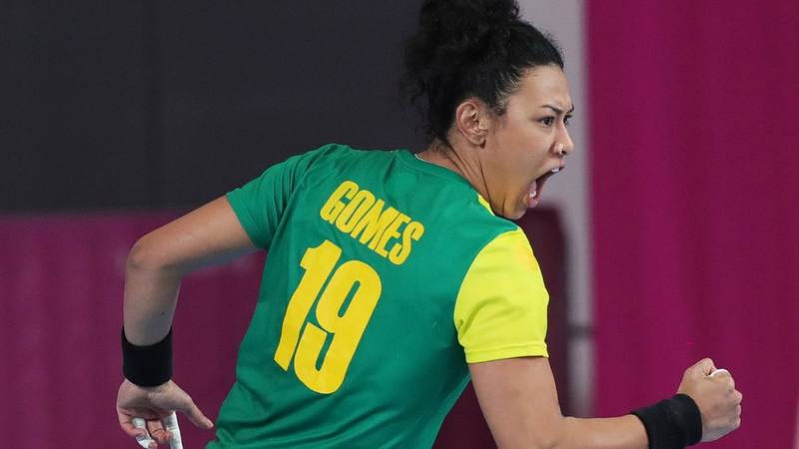 Elaine Gomes, en un partido con Brasil.