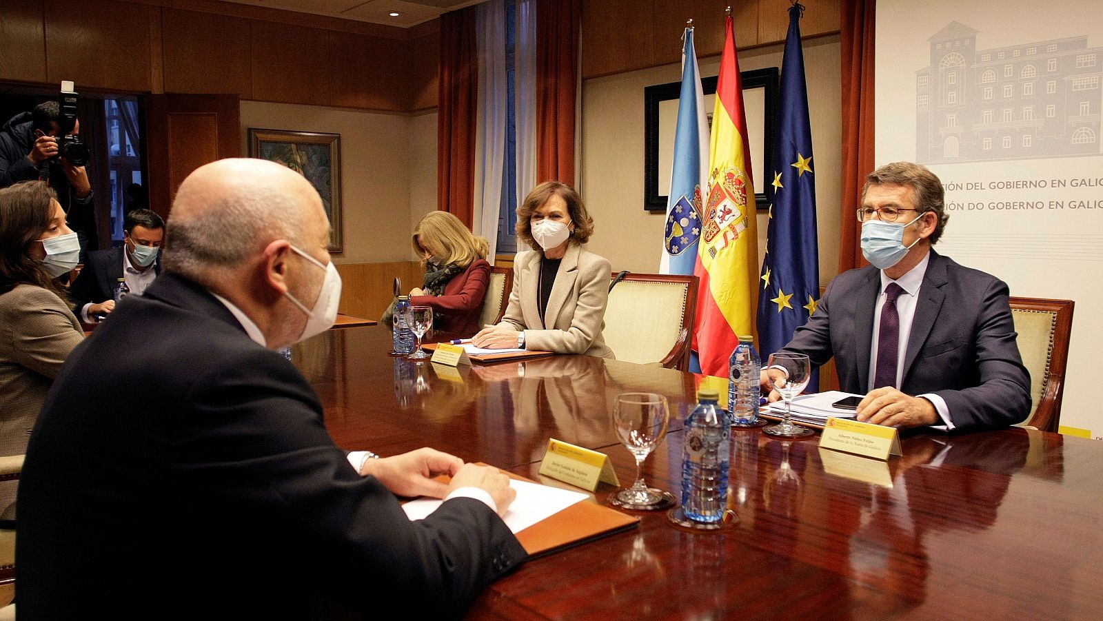 Reunión de Carmen Calvo, el delegado del Gobierno de Galicia; y el presidente de la Xunta, de cara al inminente retorno del Pazo de Meirás a manos estatales.