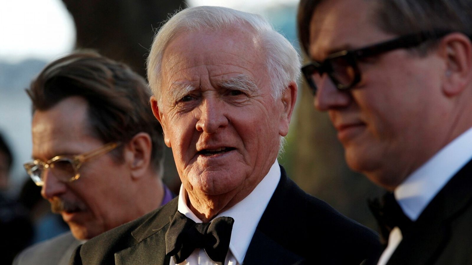 Le Carré durante la premiere de la película basada en su novela "El Topo"