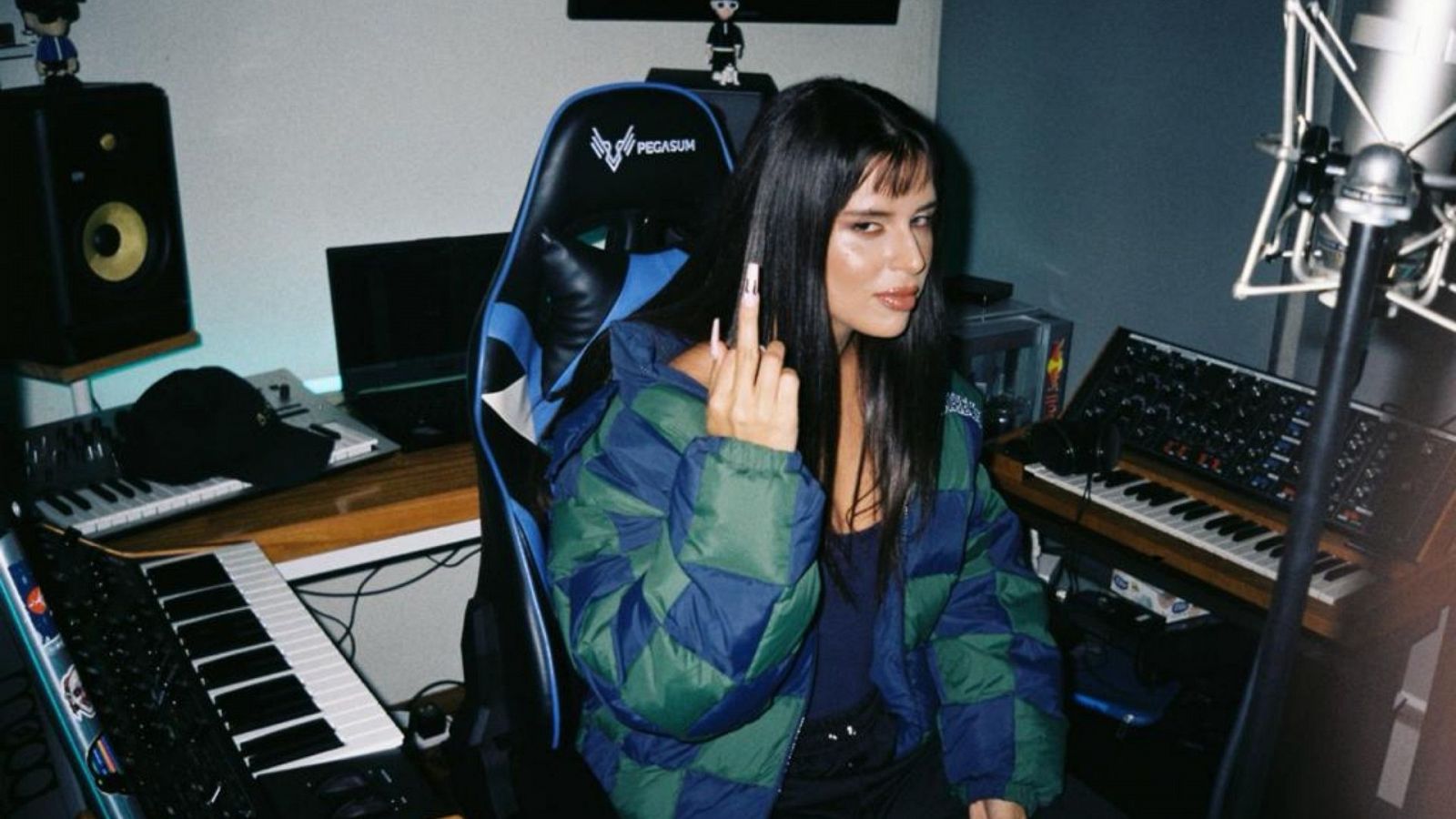 Nathy Peluso en el estudio de Bizarrap