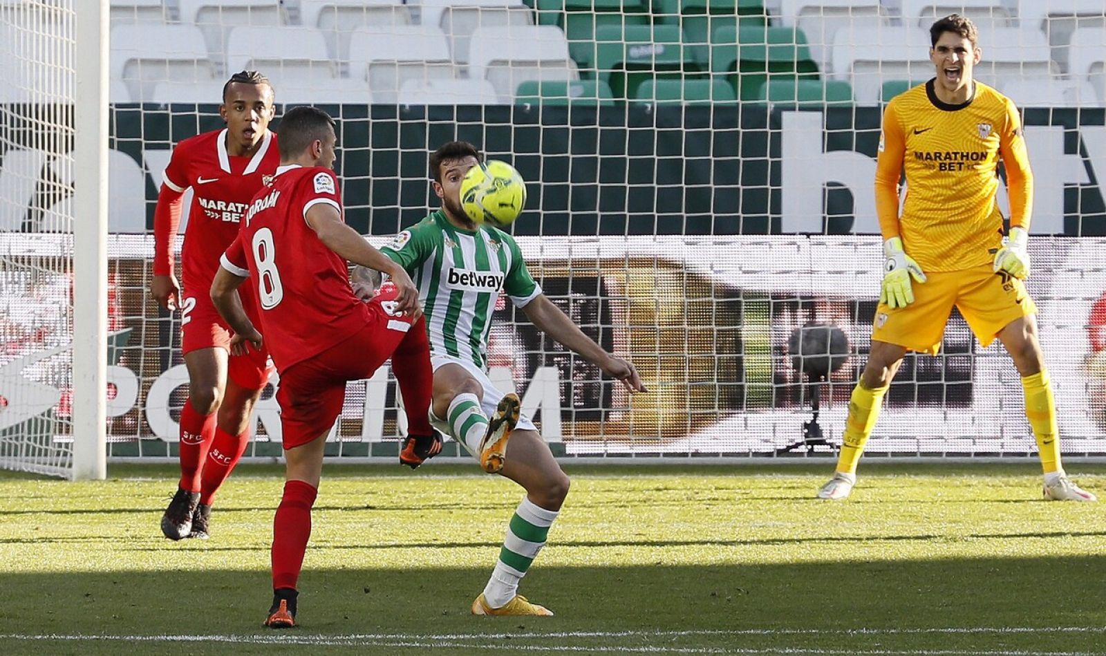 Betis y Sevilla firman tablas en el derbi de la jornada 17 de Liga.