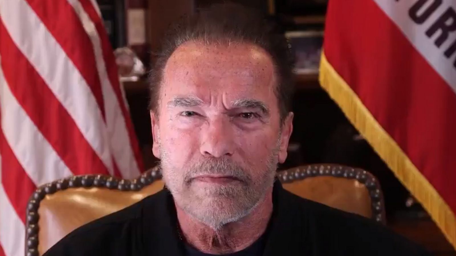 Arnold Schwarzenegger en el vídeo compartido en su cuenta de Twitter
