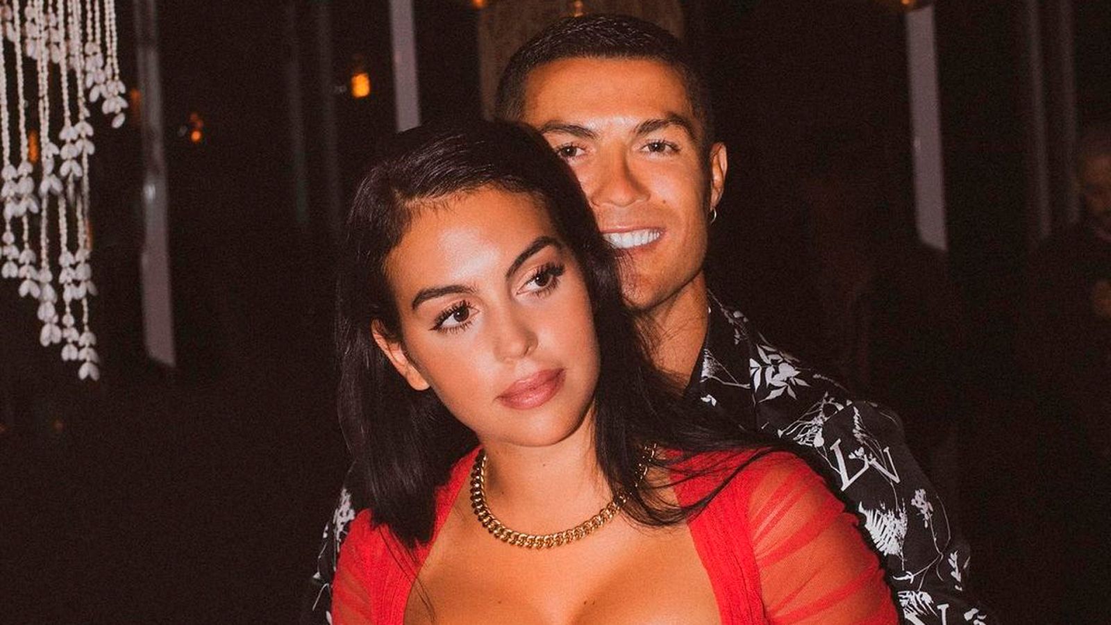 Cristiano Ronaldo ha felicitado a Georgina con esta foto en Instagram