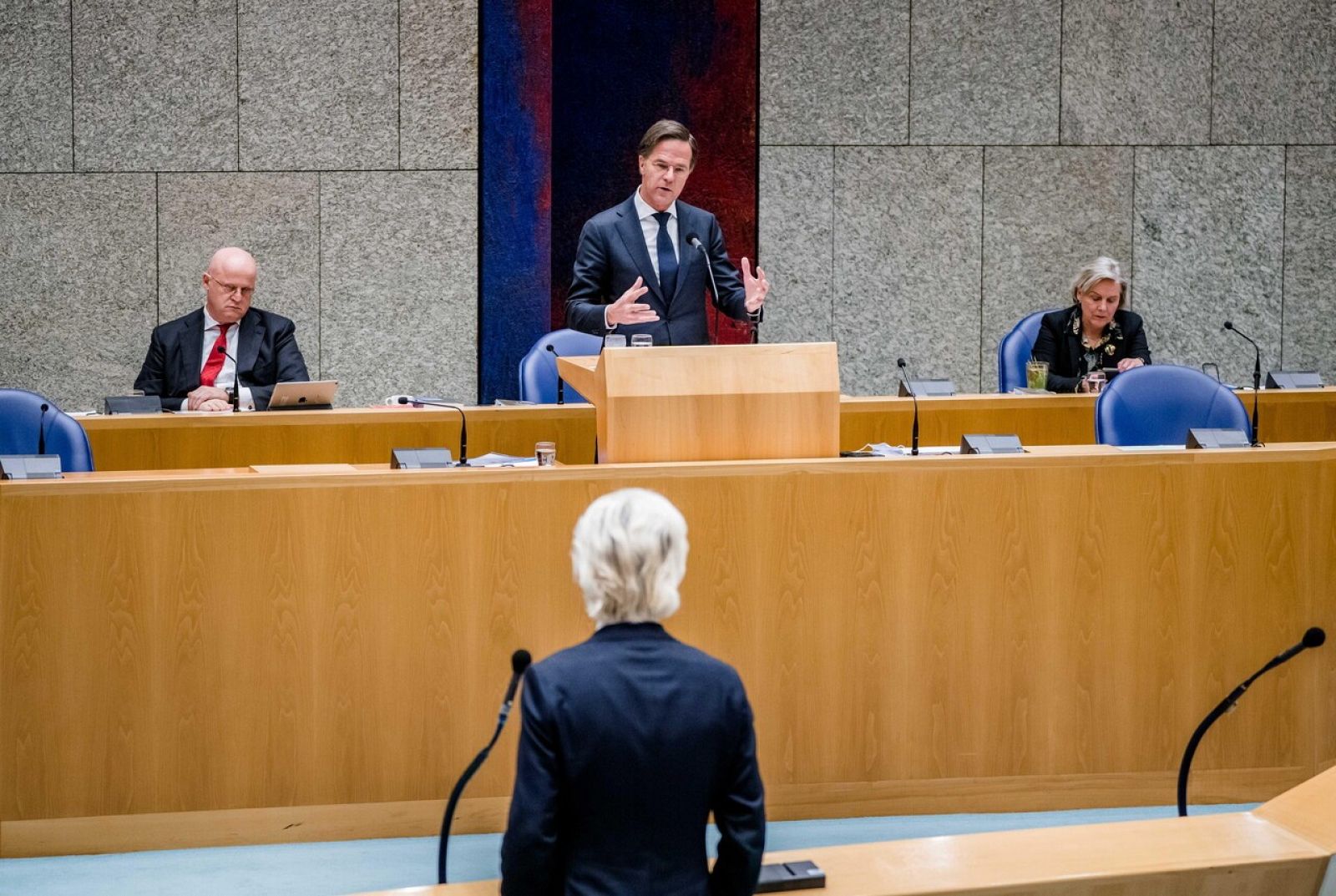 El primer ministro holandés, Mark Rutte, en la sesión parlamentaria de este miércoles