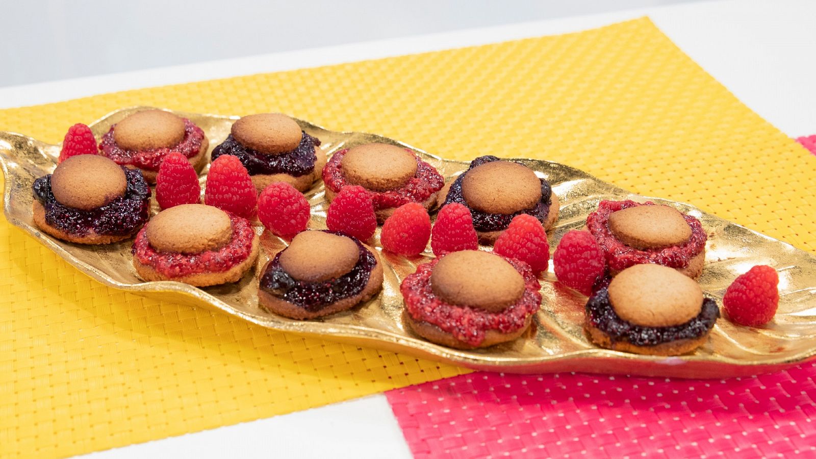 Galletas con mermelada saludable