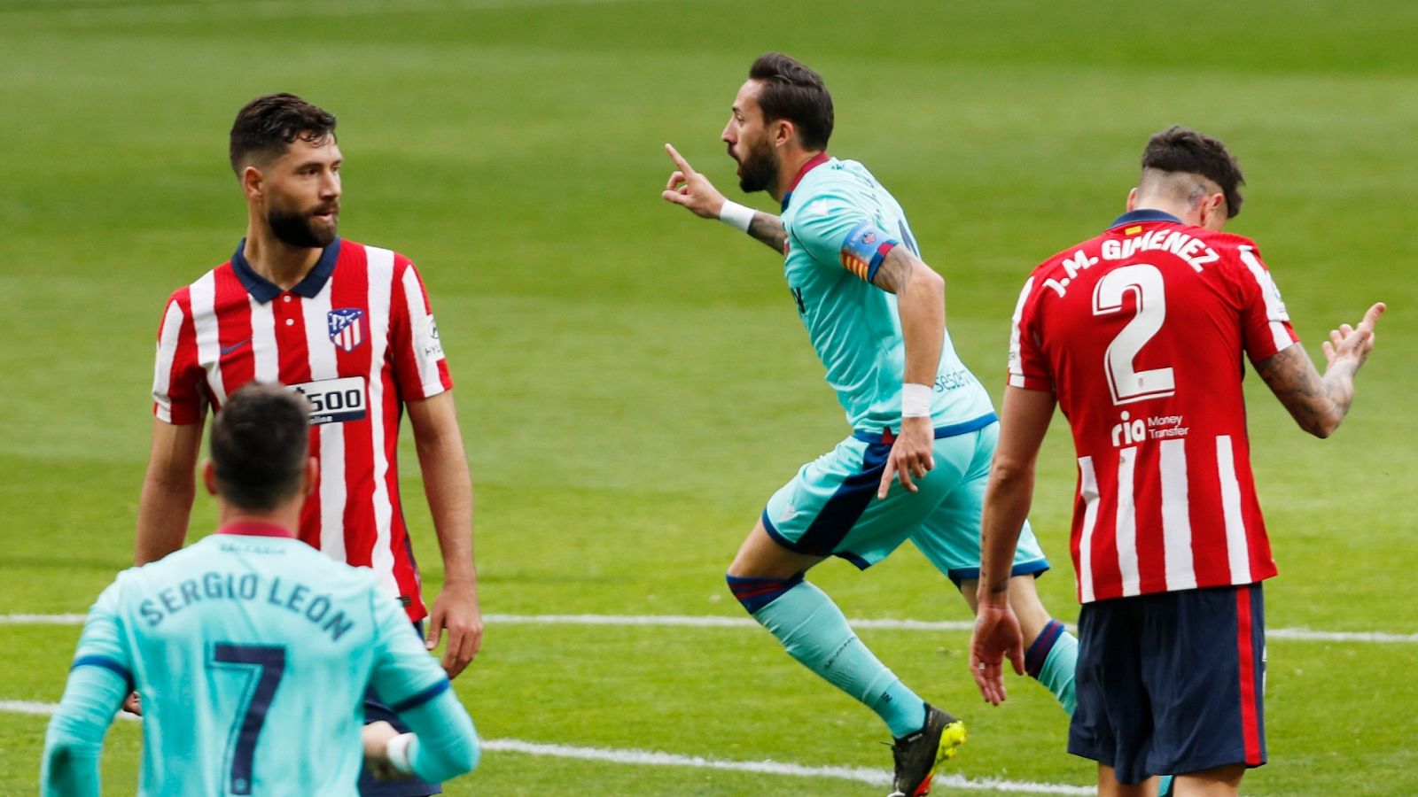 Morales celebra el gol anotado ante el Atlético de Madrid