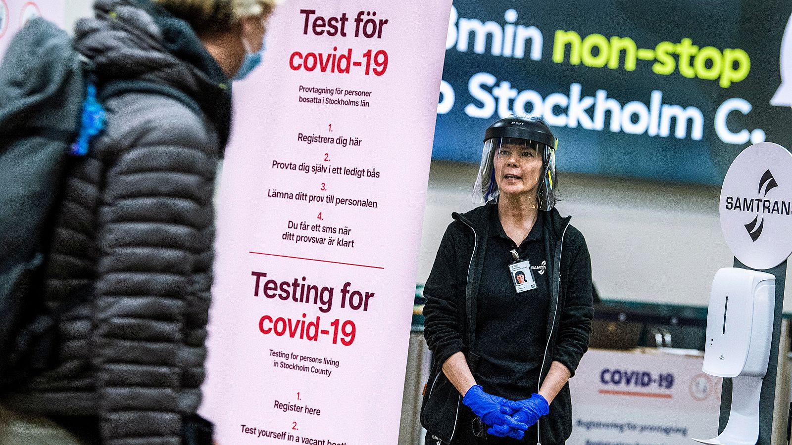 Puesto de pruebas COVID en el Aeropuerto de Arlanda, en Estocolmo.
