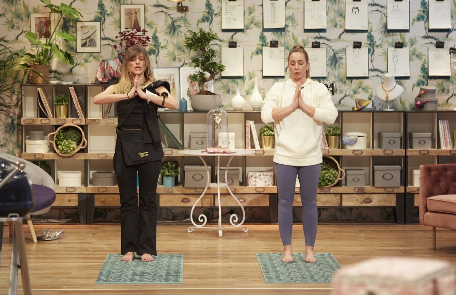 Clase particular de yoga para Laura l Maestros de la Costura