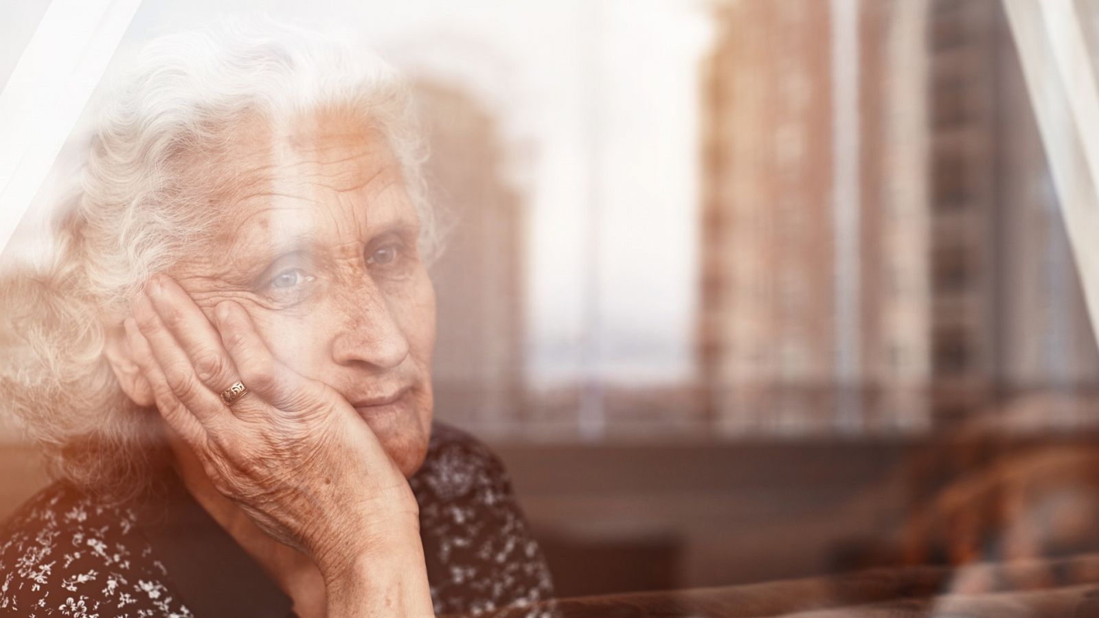 El edadismo aumenta el aislamiento social y la soledad de los más mayores