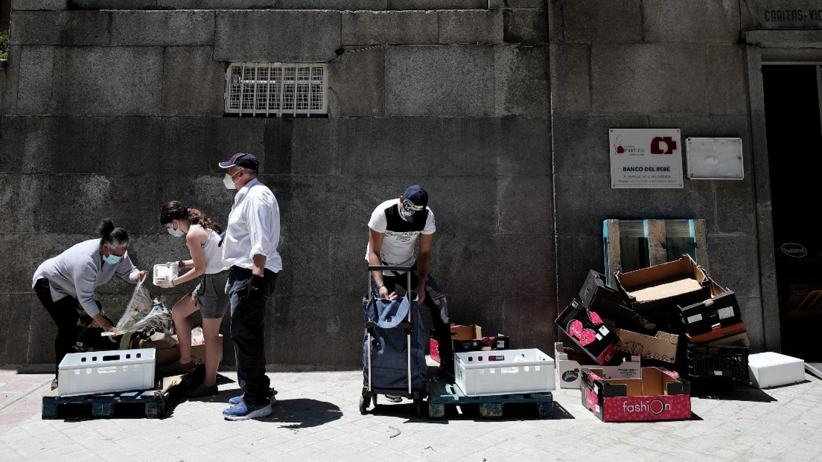 En C-LM solo el 4,2% de la población en riesgo de pobreza ha podido beneficiarse de esta ayuda