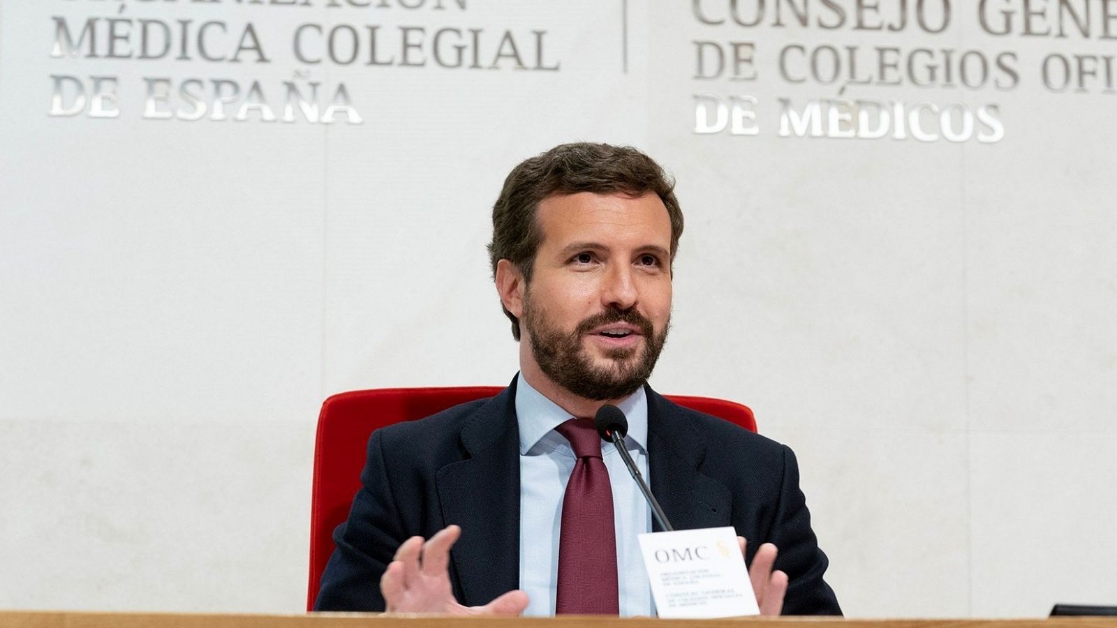 El líderl PP, Pablo Casado, interviene en un acto en de la Organización Médico Colegial de España