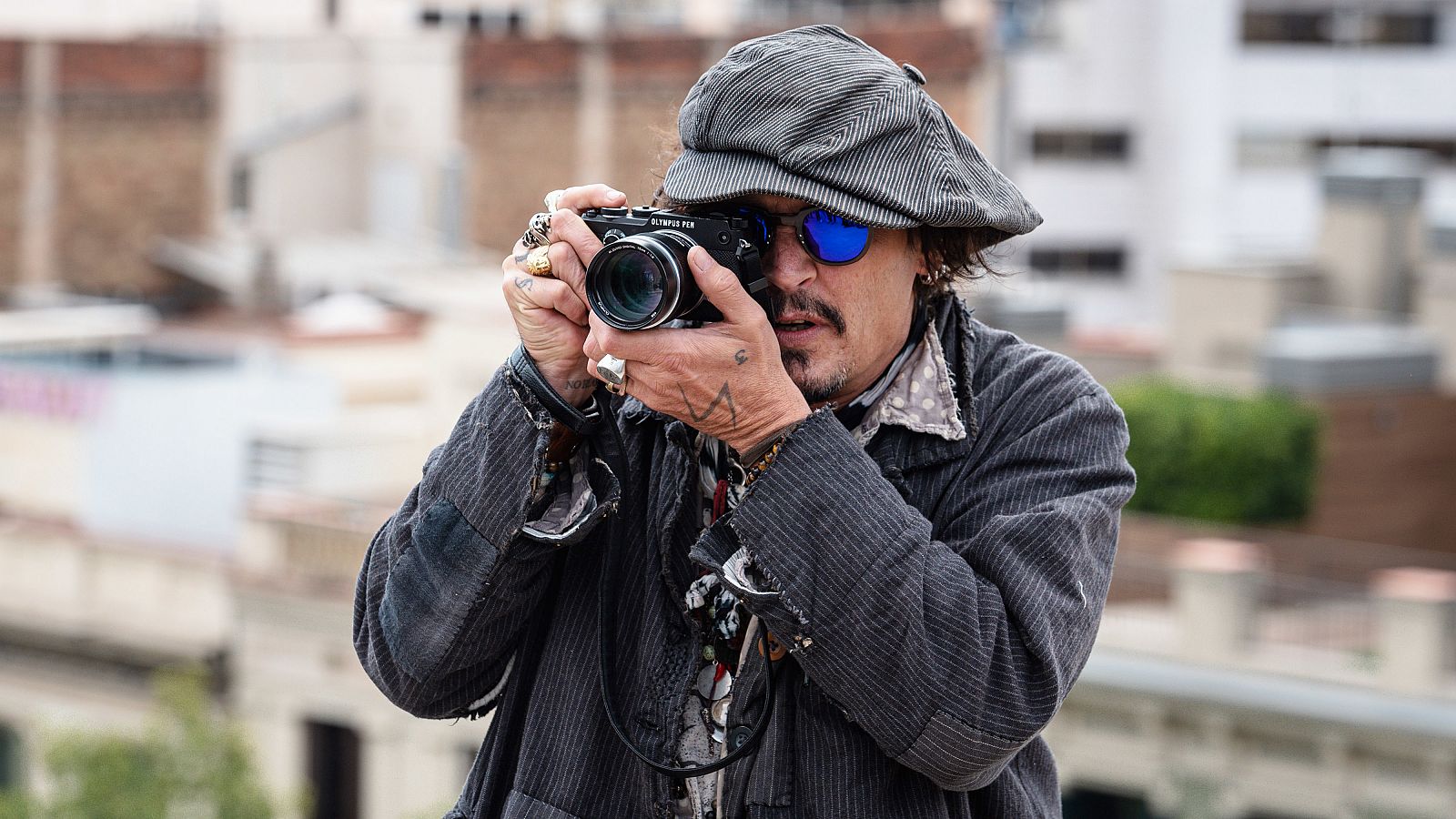 Johnny Depp, un 'fotógrafo' en Barcelona