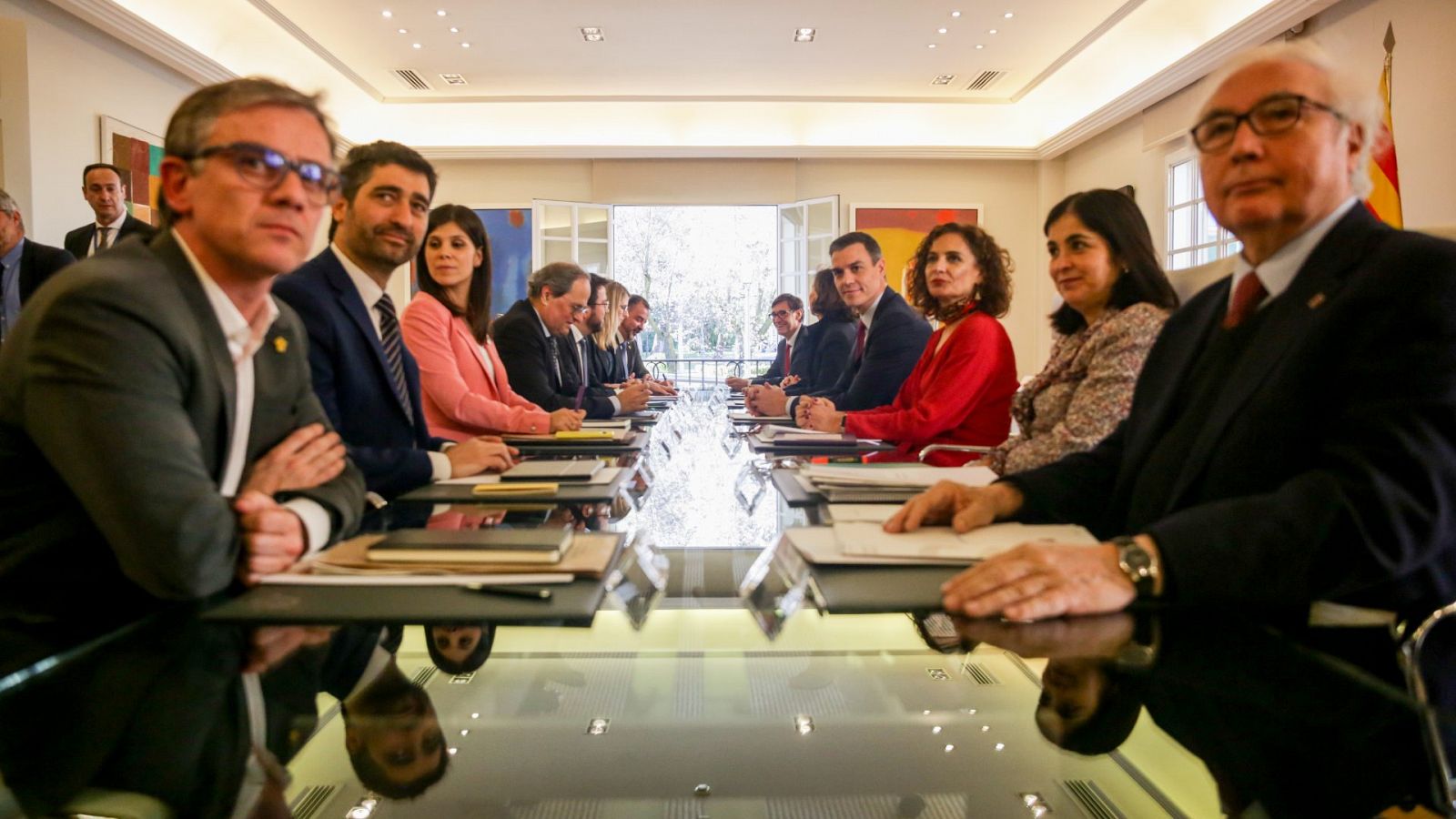 Imagen de archivo de la primera reunión de la mesa de diálogo en febrero de 2020