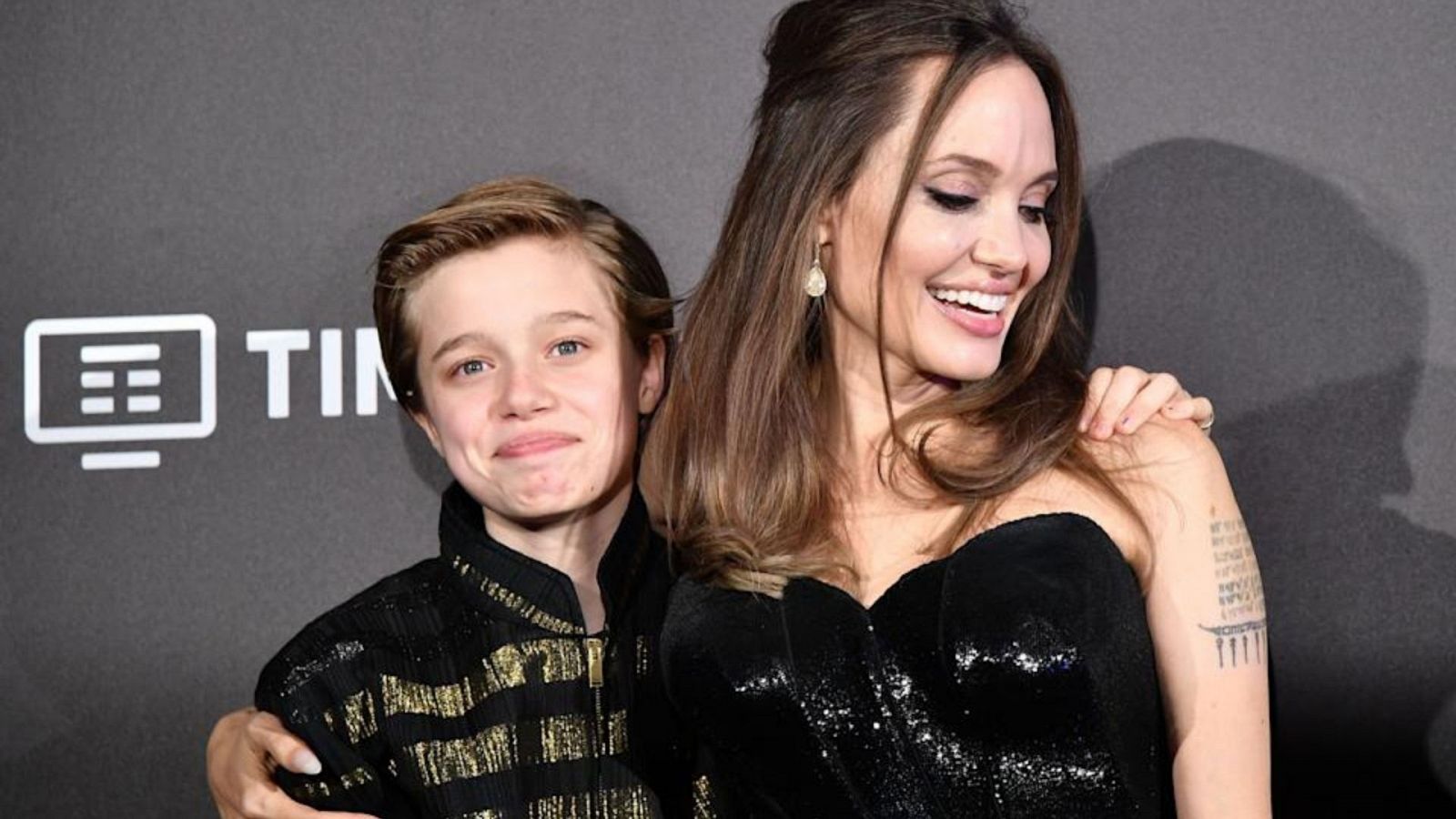 Angelilna Jolie apoya a su hijo en todo